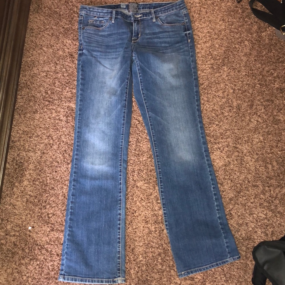 Modern Bootcut medium wash jeans